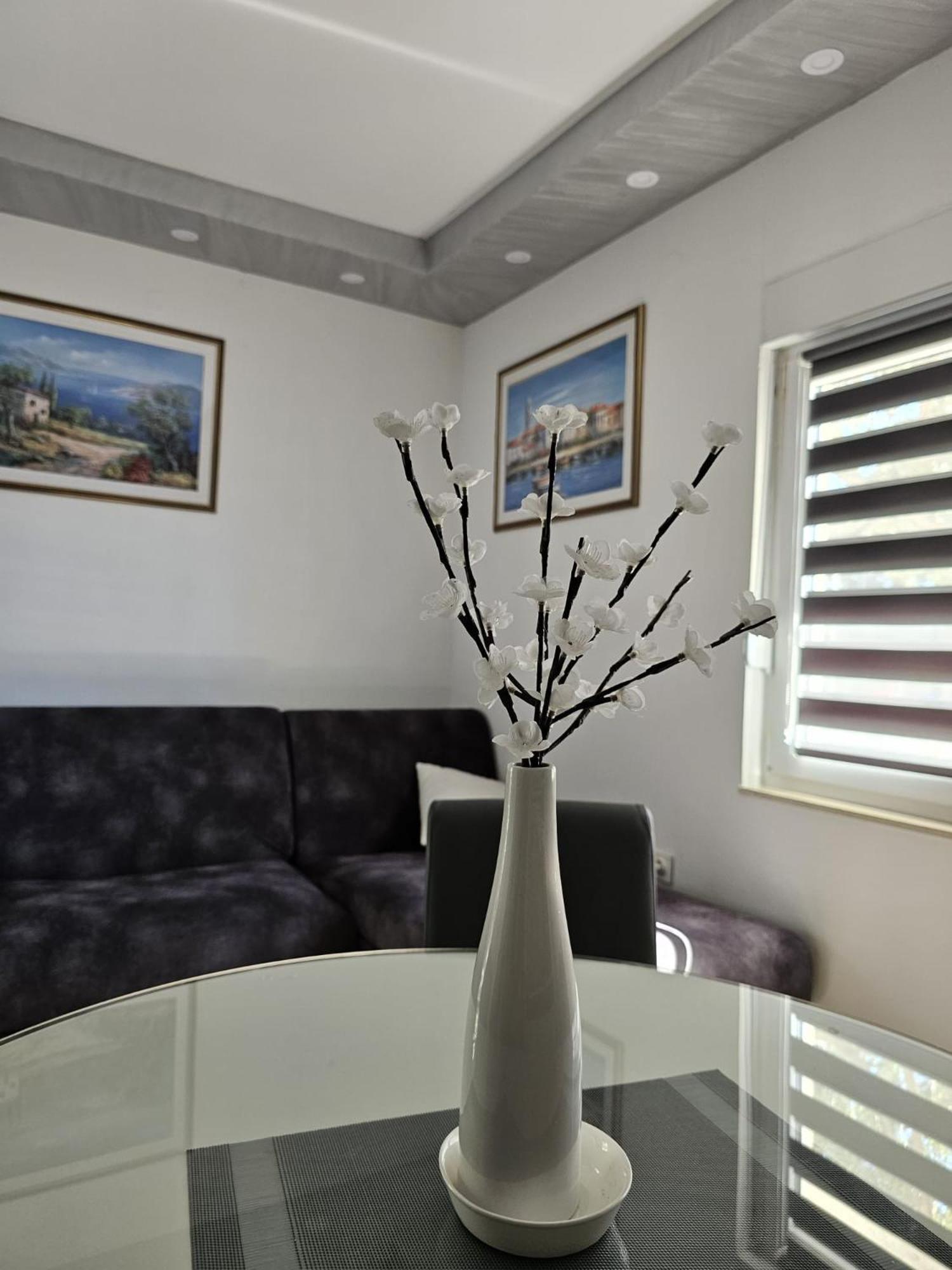 Apartment Vesna Подаца Экстерьер фото